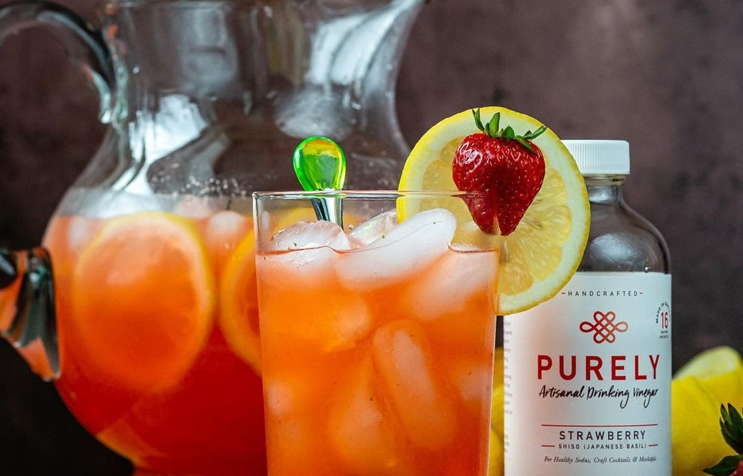 Strawberry Lemonade Spritzer Mocktail